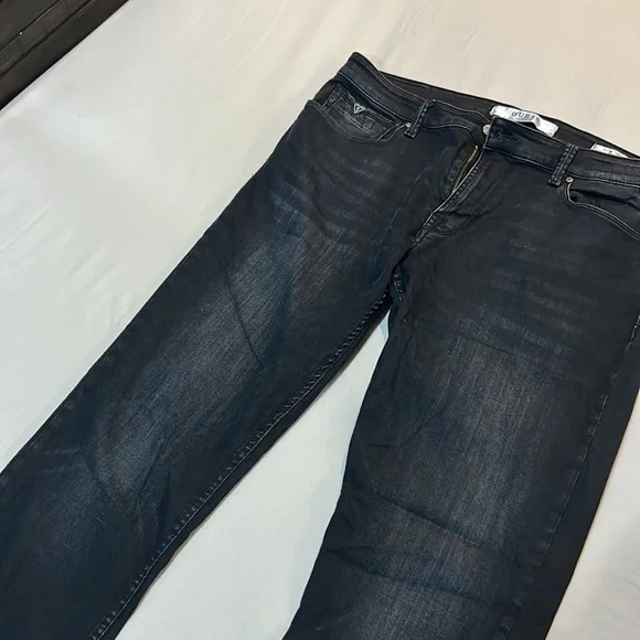 3 jeans in bundle - Picture 4 of 9